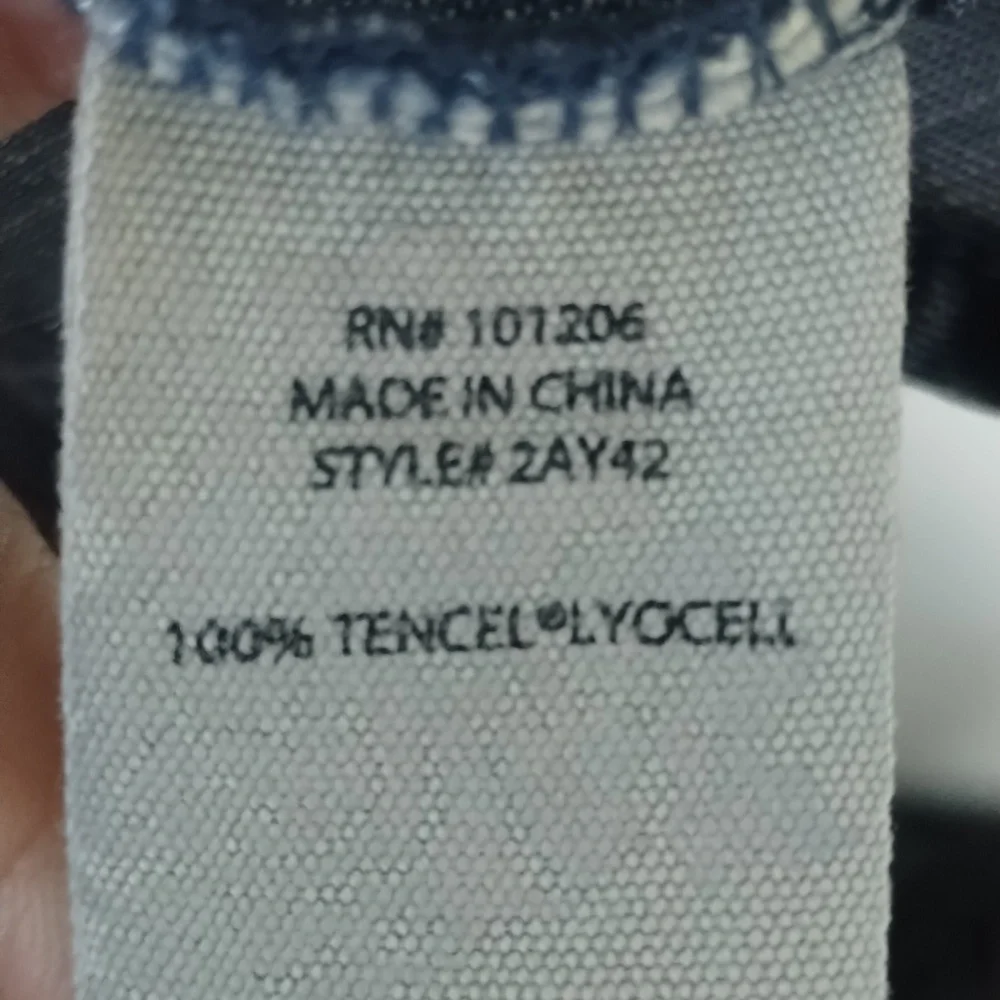 Soft Sorroundings Chambray Georgica Blouse - Picture 9 of 9